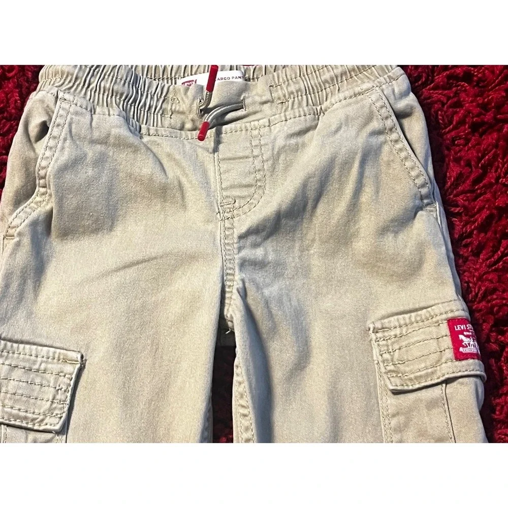 Levi's Boys Cargo Pants – Size 6 – Khaki – Brand New (No Tags)